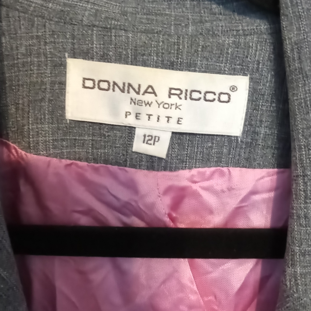 🔥3/$40🔥Donna Ricco Jacket - Picture 3 of 9
